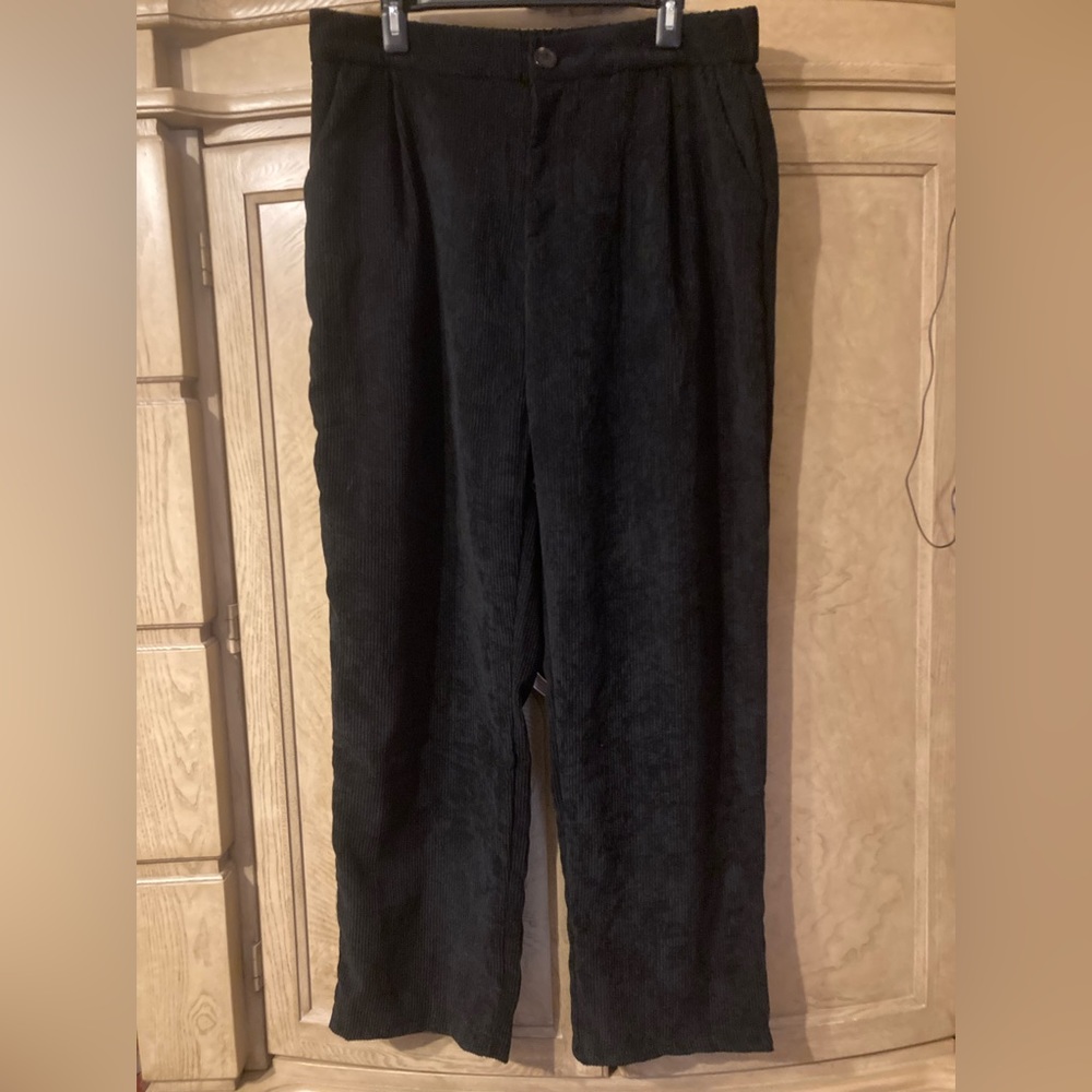 New Zenana Black Corduroy Pants